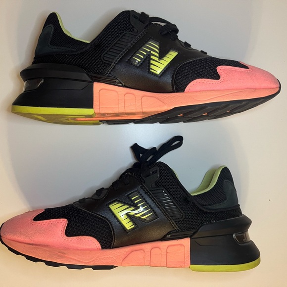 New Balance 997S Kawhi Leonard Sunrise - Picture 14 of 17